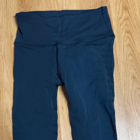 Lululemon size 4 dark teal blue green Athletica crop yoga Leggings - Picture 2 of 11